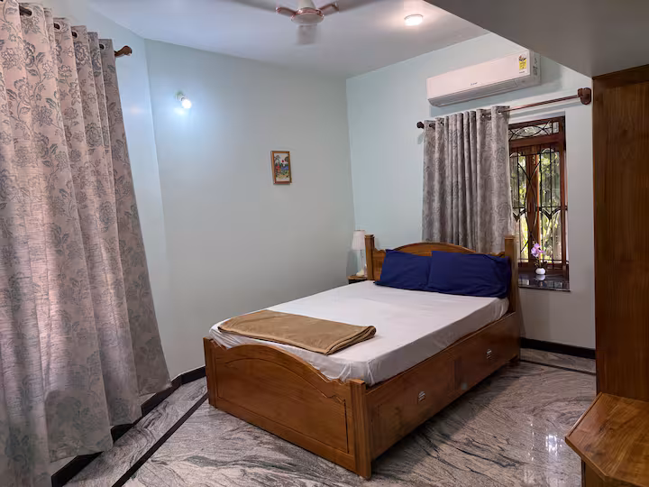 Ground Floor Bedroom at Astra Azul