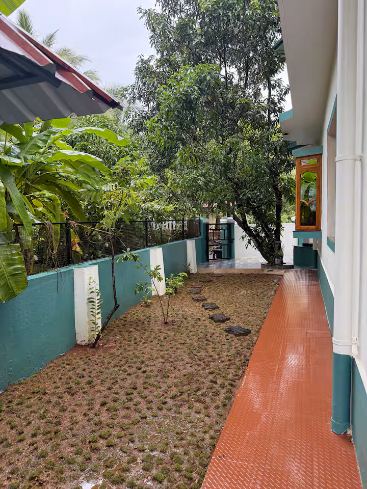 Manicured tropical gardens